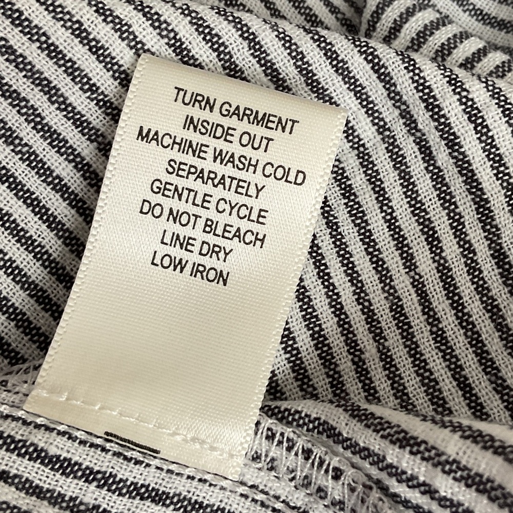 Floral & Ivy SoHo Dec Out Black and White Striped Blouse NWT - Picture 13 of 16